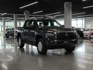 2025 Mitsubishi L200 VI, серый, 4550000 рублей, вид 2