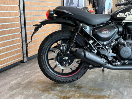 2026 Royal Enfield Hunter, чёрный, 439000 рублей, вид 5