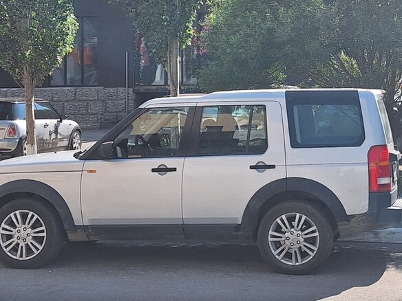 2006 Land Rover Discovery III, серебристый - вид 2