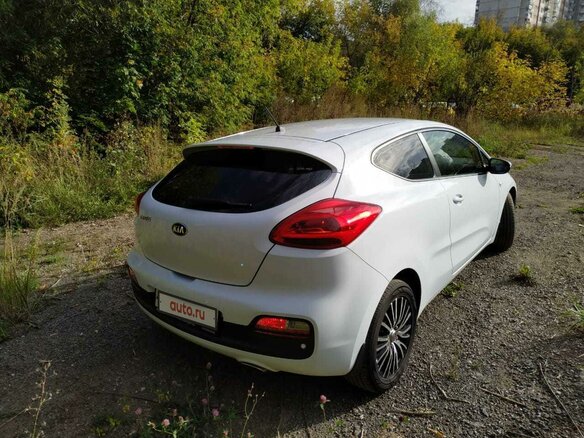2014 Kia Ceed II, белый - вид 1