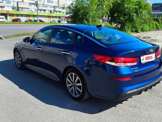 2019 Kia Optima IV Рестайлинг, синий, 1499000 рублей, вид 3