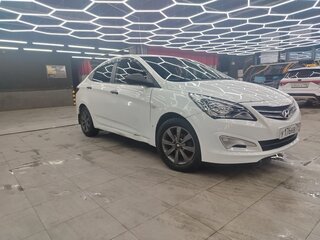 2014 Hyundai Solaris I Рестайлинг, белый, 490000 рублей, вид 3