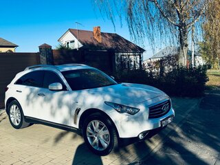 2012 Infiniti FX30d II (S51) Рестайлинг, белый, 1950000 рублей, вид 2