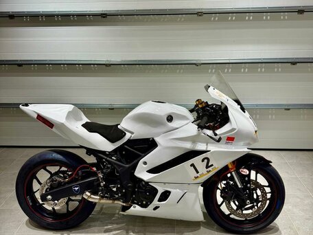 2021 Yamaha YZF-R3, белый, 699000 рублей, вид 1