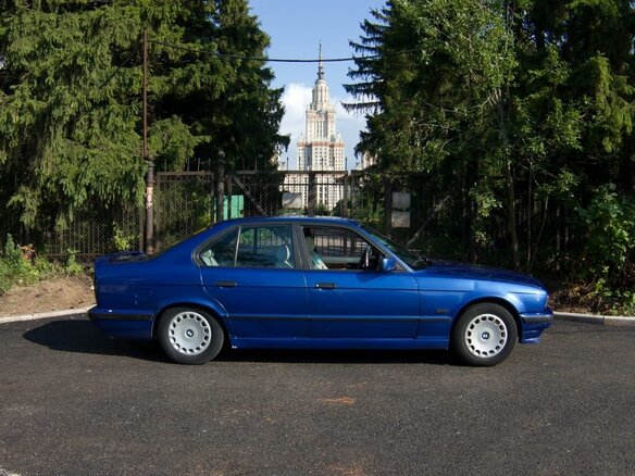 1995 BMW 5 серии 520i III (E34), синий - вид 9