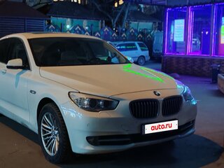 2011 BMW 5 серии Gran Turismo 535i VI (F10/F11/F07), белый, 2000000 рублей, вид 2