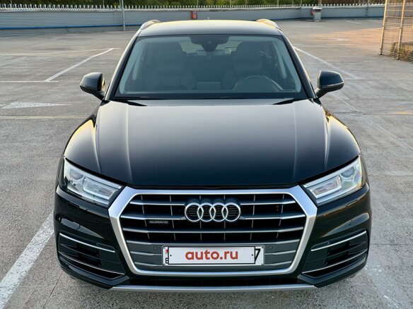 2019 Audi Q5 45 TFSI II (FY), чёрный, 4060000 рублей - вид 2
