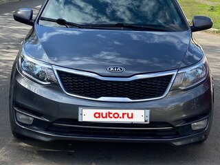 2015 Kia Rio III Рестайлинг, серый, 850000 рублей, вид 1