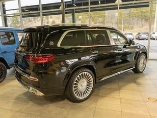 2025 Mercedes-Benz Maybach GLS 600 I Рестайлинг, чёрный, 33455815 рублей, вид 4