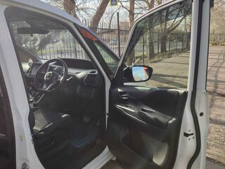 2019 Nissan Serena V (C27) Рестайлинг, белый, 2550000 рублей, вид 5