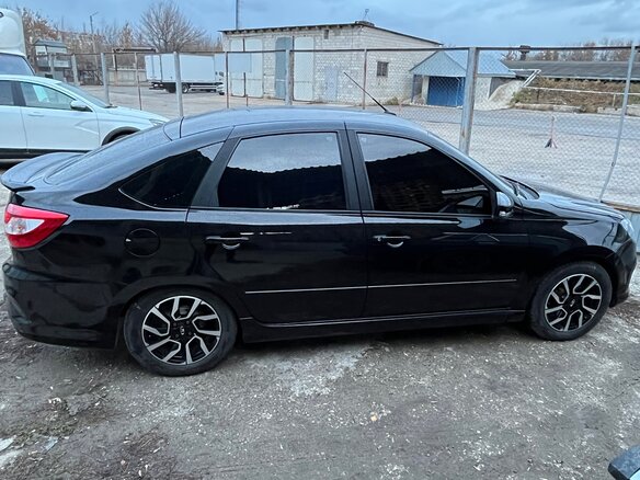2023 Lada (ВАЗ) Granta Drive Active I Рестайлинг, чёрный, 1180000 рублей - вид 1