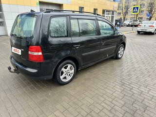2003 Volkswagen Touran I, чёрный, 600000 рублей, вид 2