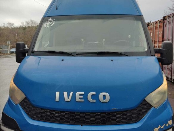 2014 Iveco Daily, синий, 2500000 рублей