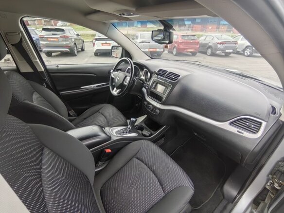 2016 Dodge Journey I Рестайлинг, серый, 1390000 рублей - вид 11