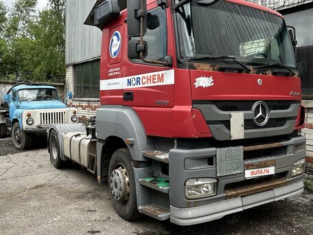 2012 Mercedes-Benz Axor, пурпурный, 1400000 рублей, вид 2