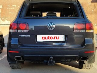 2006 Volkswagen Touareg I Рестайлинг, серый, 1400000 рублей, вид 4