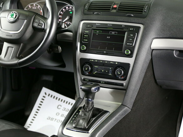 2011 Skoda Octavia II (A5) Рестайлинг, серый - вид 11
