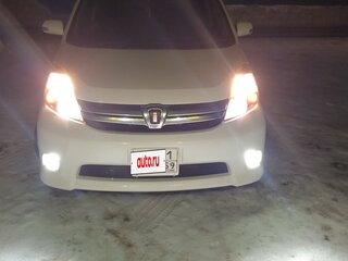 2012 Toyota ISis I Рестайлинг, белый, 1260000 рублей, вид 5