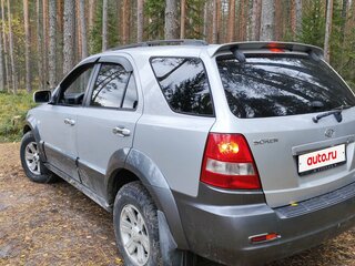 2004 Kia Sorento 4-speed I, серебристый, 400000 рублей, вид 5