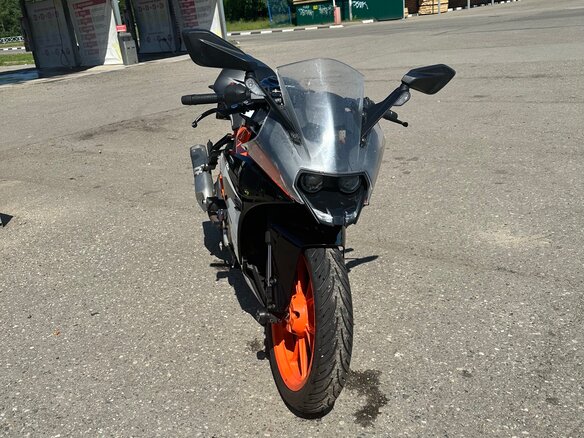 2018 KTM RC 390, оранжевый, 360000 рублей - вид 2
