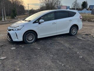 2016 Toyota Prius Alpha I (ZVW40/41) Рестайлинг, белый, 1750000 рублей, вид 4
