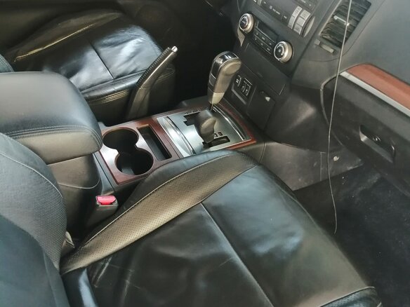 2007 Mitsubishi Pajero IV, серебристый - вид 7
