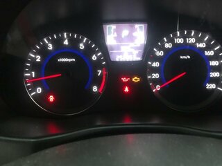 2016 Hyundai Solaris I Рестайлинг, красный, 1000000 рублей, вид 5