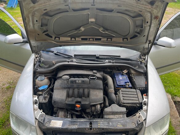 2005 Skoda Octavia II (A5), серебристый, 380000 рублей - вид 8