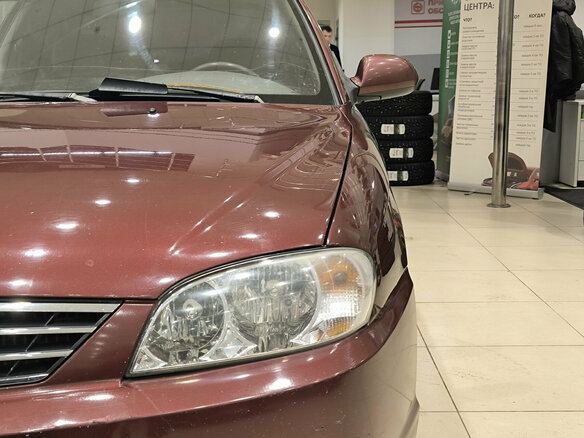 2006 Kia Spectra I Рестайлинг 2, красный, 240000 рублей - вид 16