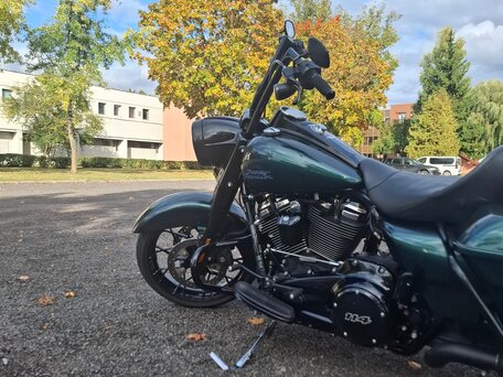 2021 Harley-Davidson Road King Special, зелёный, 1708346 рублей, вид 1