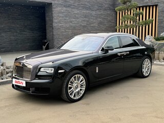 2015 Rolls-Royce Ghost I Рестайлинг (Series II), чёрный, 14900000 рублей, вид 3