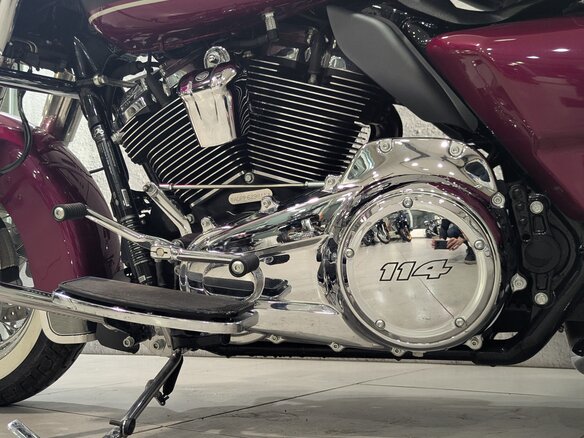 2023 Harley-Davidson Electra Glide, розовый, 3780000 рублей - вид 16