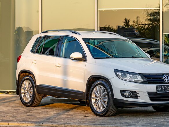2013 Volkswagen Tiguan I Рестайлинг, белый, 1325000 рублей - вид 6