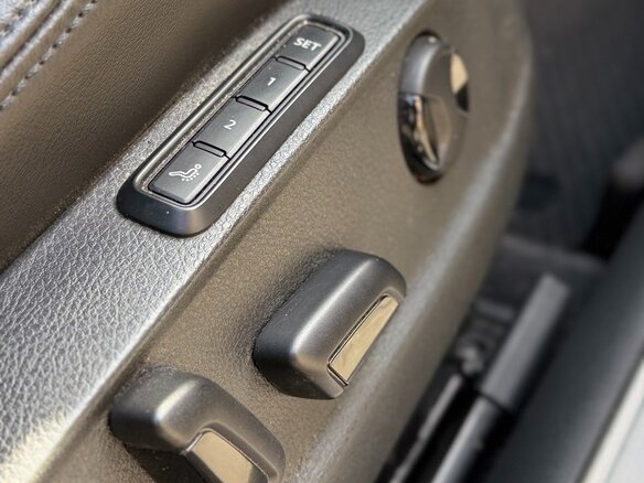 2015 Volkswagen Passat B8, чёрный, 1299177 рублей - вид 12