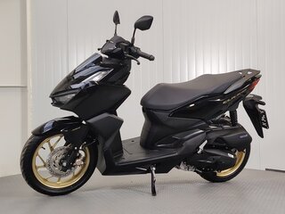 2024 Honda Click, чёрный, 349000 рублей, вид 4