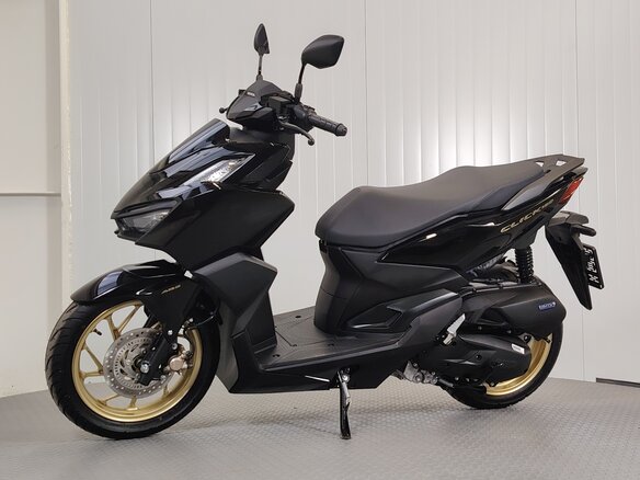 2024 Honda Click, чёрный, 349000 рублей - вид 3