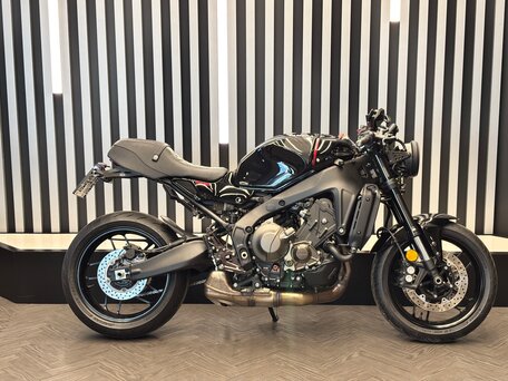 2022 Yamaha XSR900, чёрный, 1116410 рублей, вид 2