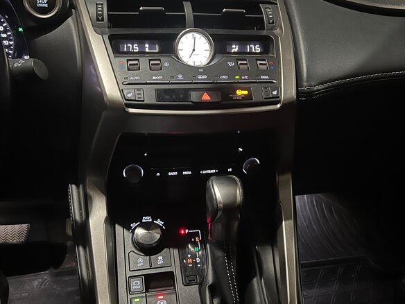 2017 Lexus NX 200 I Рестайлинг, чёрный - вид 9