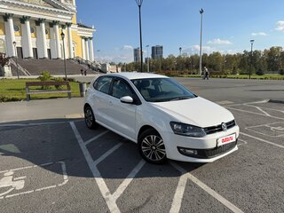2012 Volkswagen Polo V, белый, 850000 рублей, вид 1