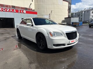 2012 Chrysler 300C II, белый, 1199000 рублей, вид 4