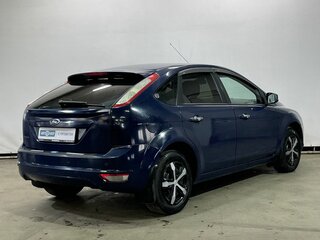 2011 Ford Focus II Рестайлинг, синий, 430000 рублей, вид 5