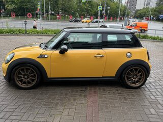 2008 Mini Hatch Cooper S II (R56), жёлтый, 1200000 рублей, вид 4