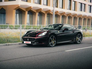 2011 Ferrari California I, чёрный, 8699000 рублей, вид 1
