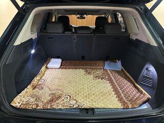 2019 Volkswagen Touareg III, чёрный, 6000000 рублей, вид 3