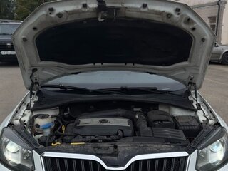 2016 Skoda Yeti I Рестайлинг, белый, 1390000 рублей, вид 2