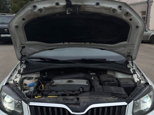 2016 Skoda Yeti I Рестайлинг, белый, 1390000 рублей - вид 1