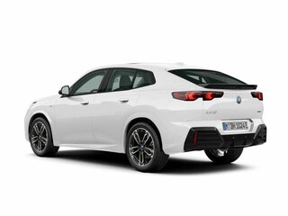 2025 BMW X2 xDrive25i II (U10), белый, 6770000 рублей, вид 4