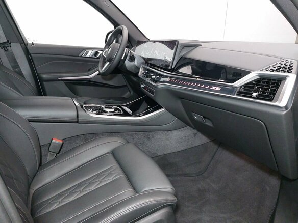 2025 BMW X5 40i IV (G05/G18) Рестайлинг, серый, 15350000 рублей - вид 11