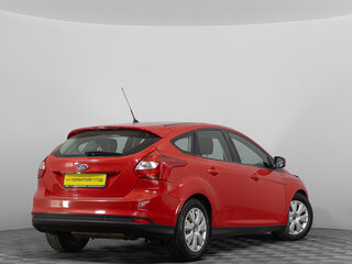2012 Ford Focus III, красный, 529000 рублей, вид 4