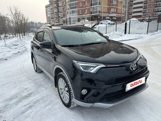 2017 Toyota RAV4 IV (XA40) Рестайлинг, чёрный, 2800000 рублей, вид 5